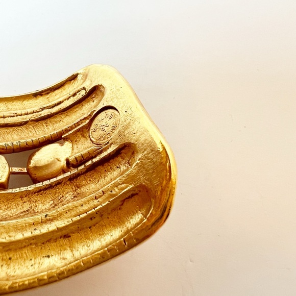 🔶Nicky Butler Fashion Gold-Tone Wide Crystal Egyptian Cobra Statement Cuff NEW - Picture 10 of 11